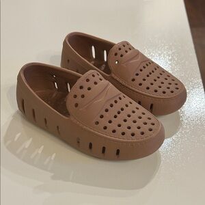 Brown Slip-On Floafers